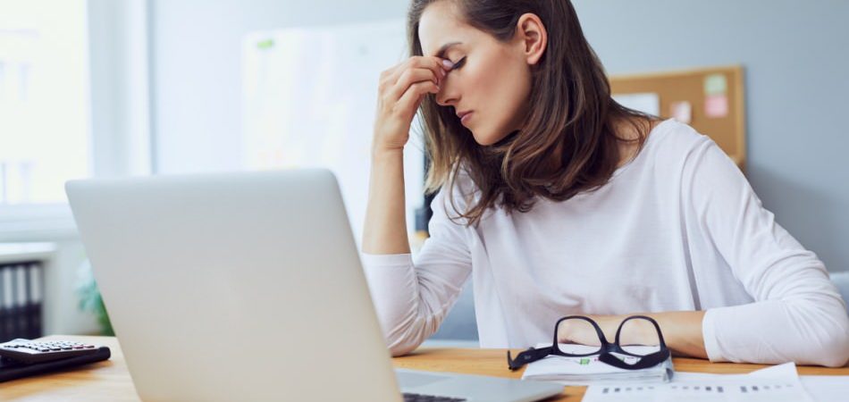 Göz migreni nedir? Göz migreni belirtileri ve tedavisi nelerdir?