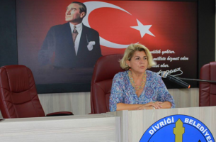 Gulay-Yilmaz-Karel-kimdir.png