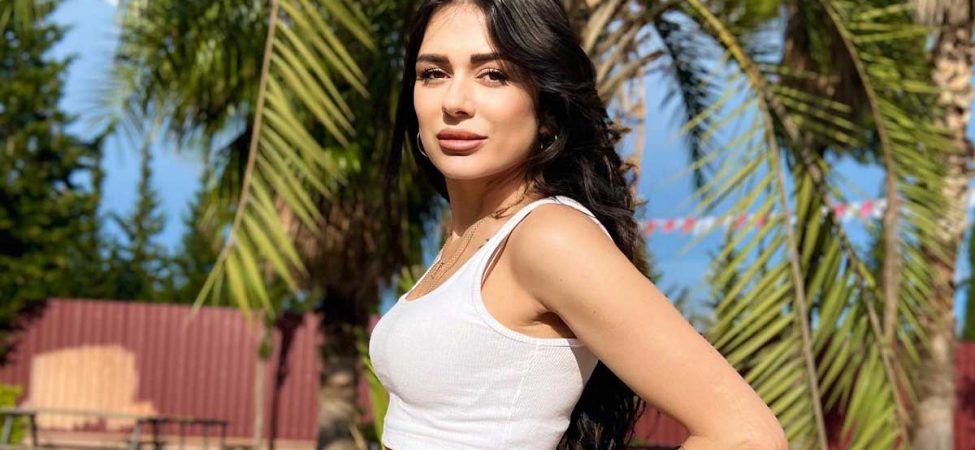 Ezgizem (Ezgi Gizem Özkara) ✔️ Kimdir, Boyu, Kaç Yaşında, Nereli Biyografi.co